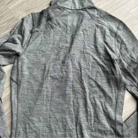 ICEBREAKER Women's Merino 200 Oasis Long Sleeve Half Zip Thermal Top - Picture 8 of 8